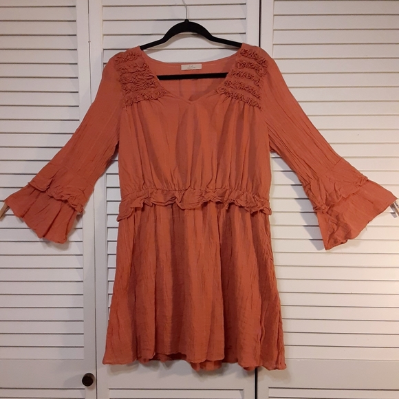 C&V Cottage Style Crepe Mini Dress with Ruffles & Bell Sleeves - Picture 14 of 15